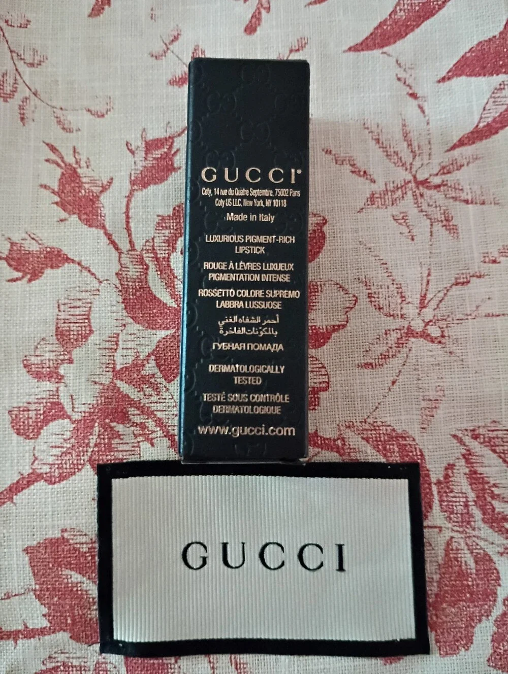 Gucci Lip Luxurious Lipstick - 220 Imperial Red